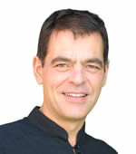 Vasilis_Valandreas-wb-150r